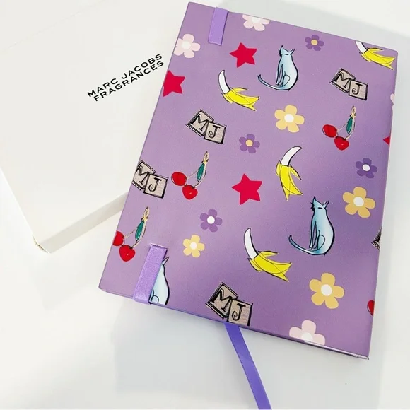 Marc Jacobs Notebook - Picture 4 of 4